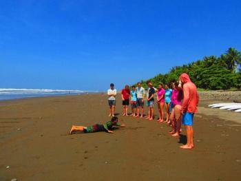 Lecciones de Surf, Dominical, Pacífico Sur, Costa Rica photo